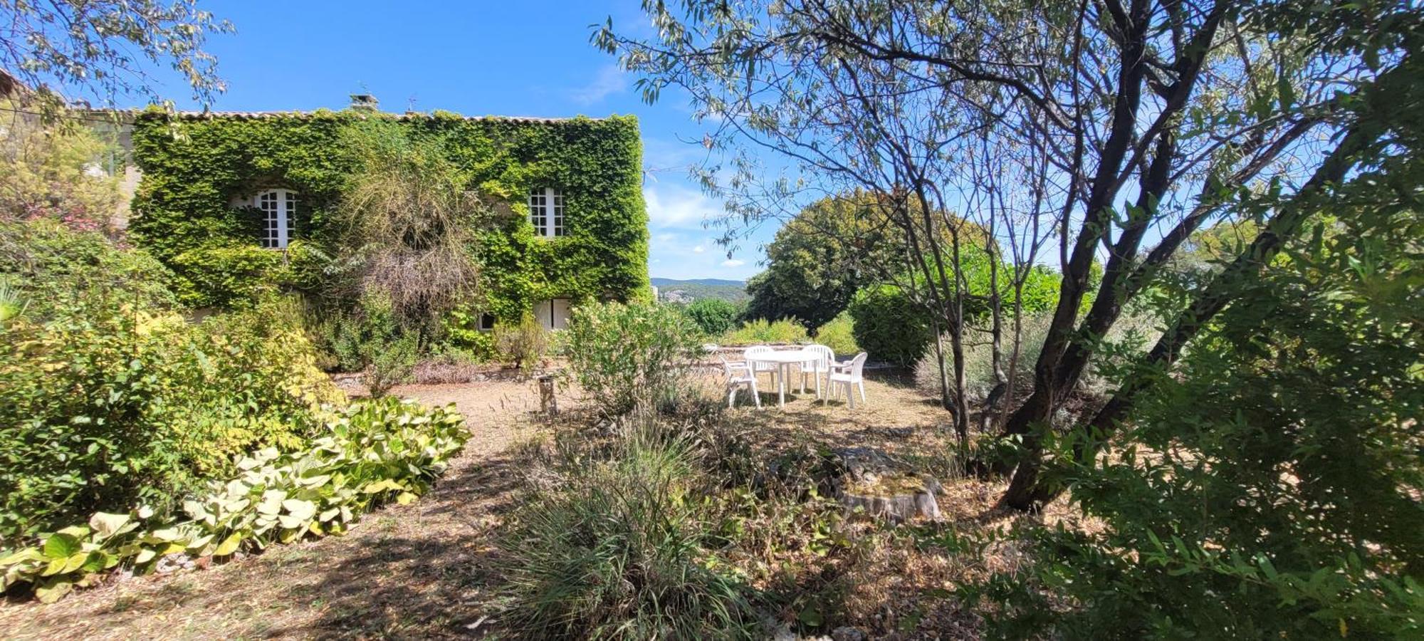 Le Domaine Du Soulier -Gite Et Chambres D'Hotes - La Maison Du Gardien Tornac エクステリア 写真
