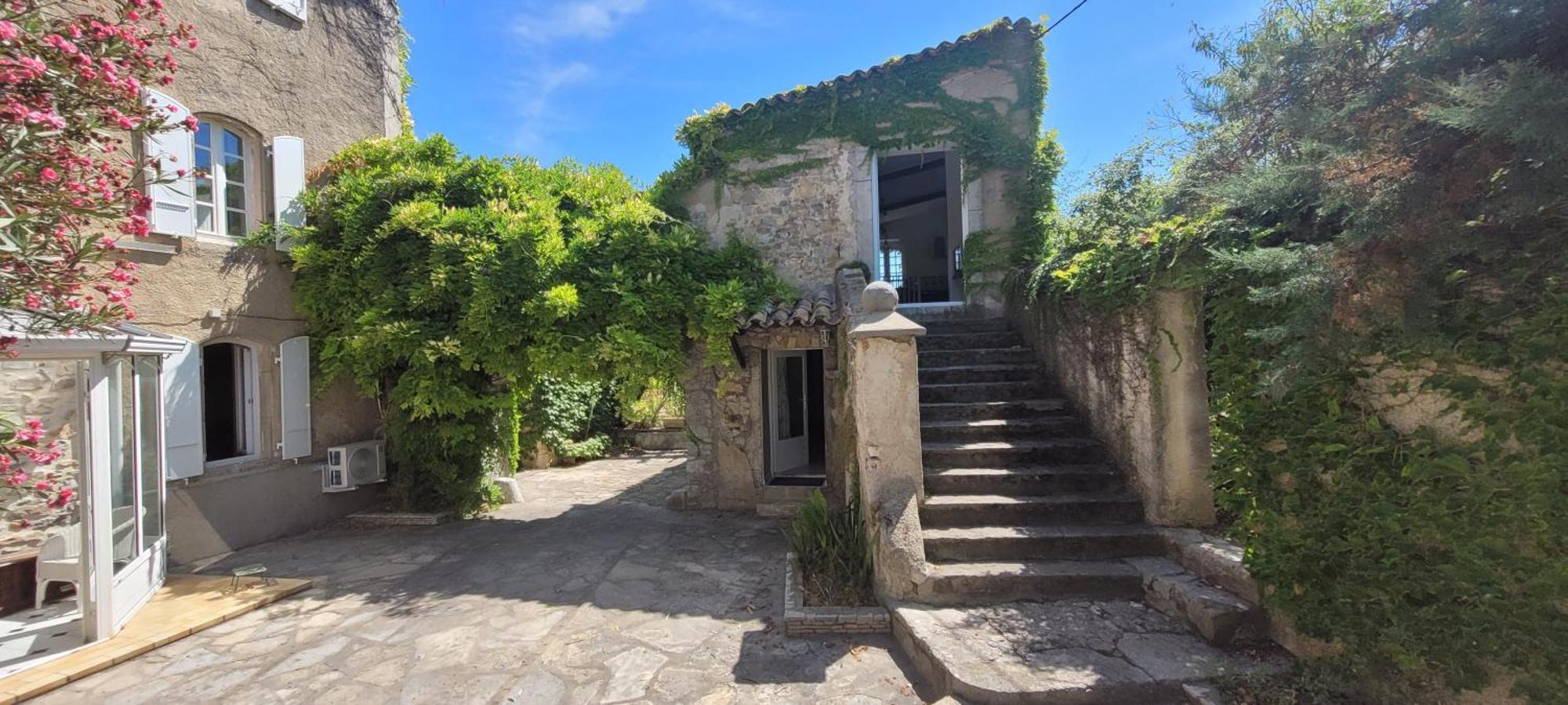 Le Domaine Du Soulier -Gite Et Chambres D'Hotes - La Maison Du Gardien Tornac エクステリア 写真