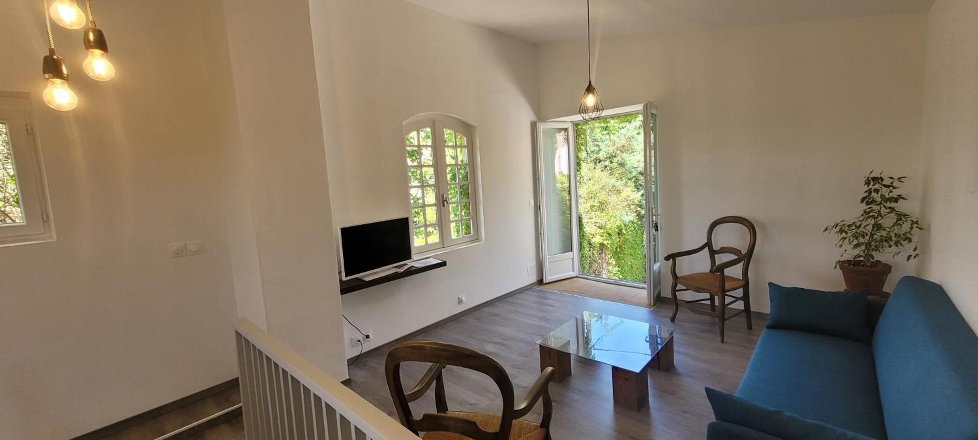 Le Domaine Du Soulier -Gite Et Chambres D'Hotes - La Maison Du Gardien Tornac エクステリア 写真