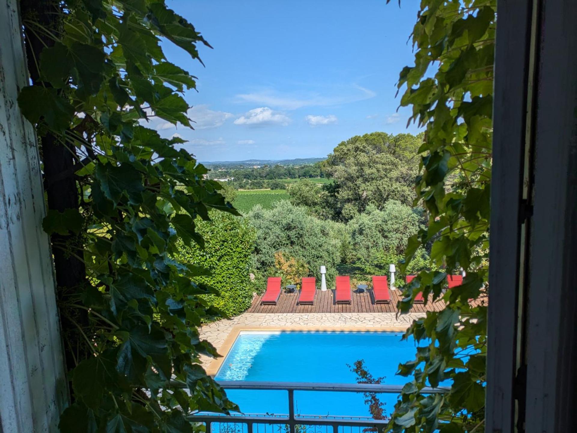 Le Domaine Du Soulier -Gite Et Chambres D'Hotes - La Maison Du Gardien Tornac エクステリア 写真